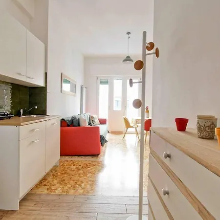 Amf Vatican Domus * Rome